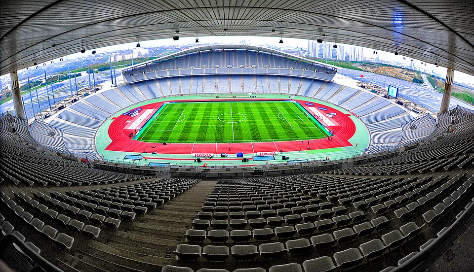 Istanbul Atatürk Olympic Stadium - Image by: Валерий, via Wikimedia Commons
