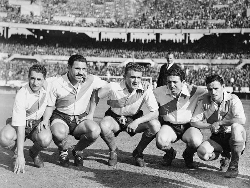 Image from: commons.wikimedia.org/wiki/File:Reyes_Moreno_DiStefano_Labruna_Loustau.jpg