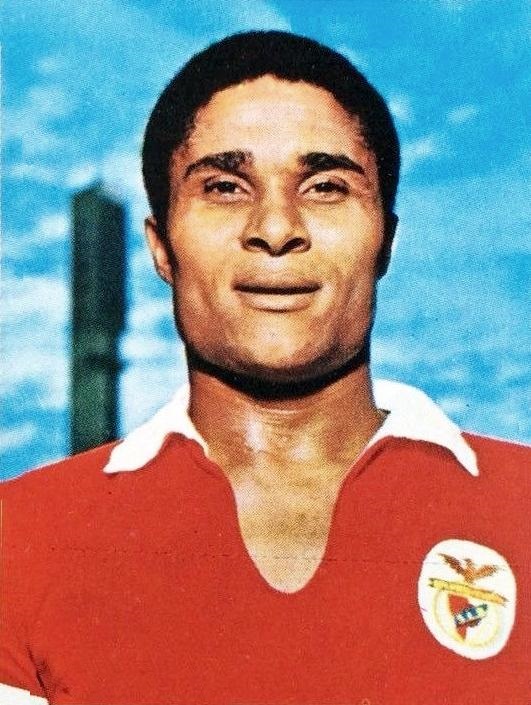 from: https://en.wikipedia.org/wiki/File:Eusebio_en_1973.jpg