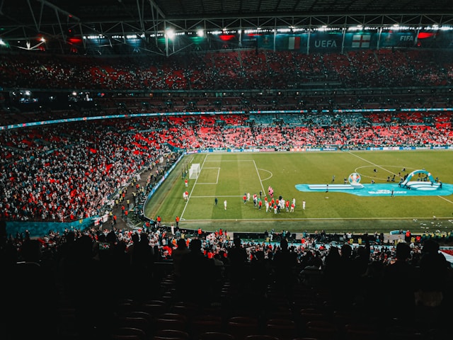 Photo by Samuel Regan-Asante on Unsplash       