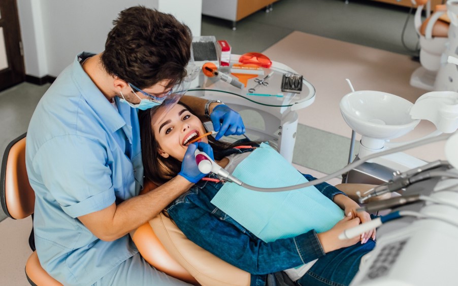 Swollen, bleeding or painful gums - a common dental warning sign